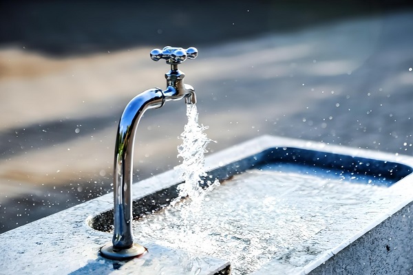 生活飲用水檢測項(xiàng)目有哪些？第三方飲用水檢測機(jī)構(gòu)